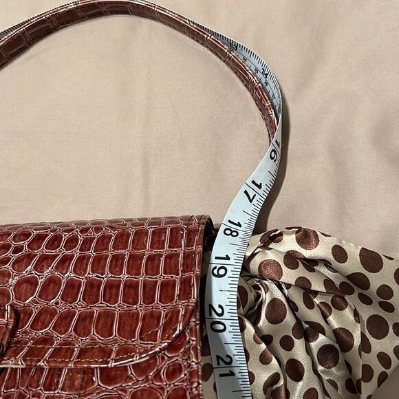 NWT Comely brown faux alligator handbag polka dot scarf that matches the lining - Picture 11 of 11